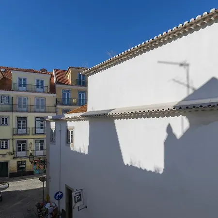 Stylish 1bdr In Bairro Alto By Lovelystay *