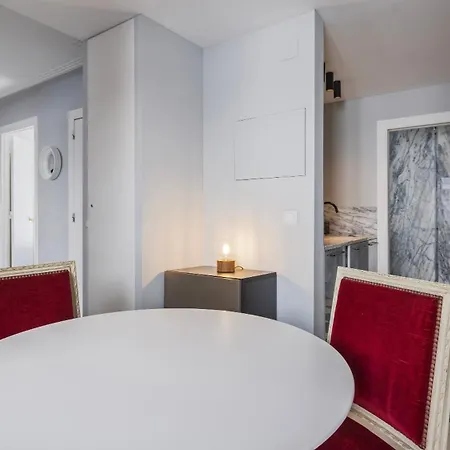 Stylish 1bdr In Bairro Alto By Lovelystay