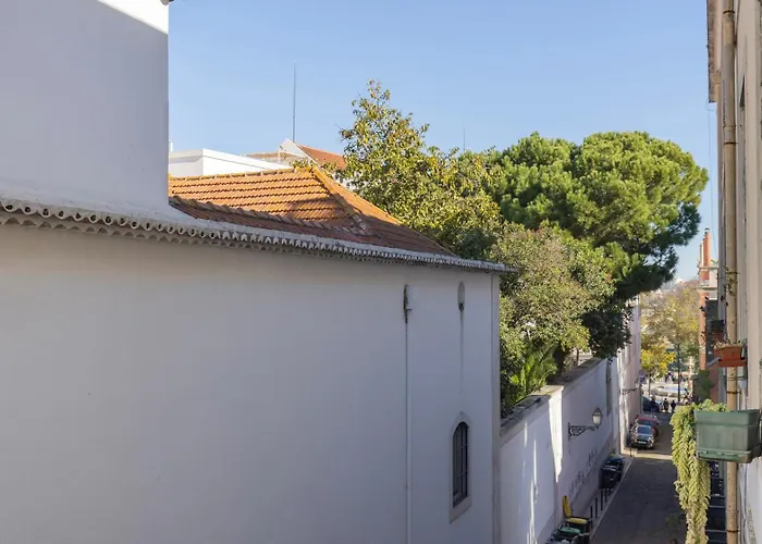 Stylish 1bdr In Bairro Alto By Lovelystay Apartmán