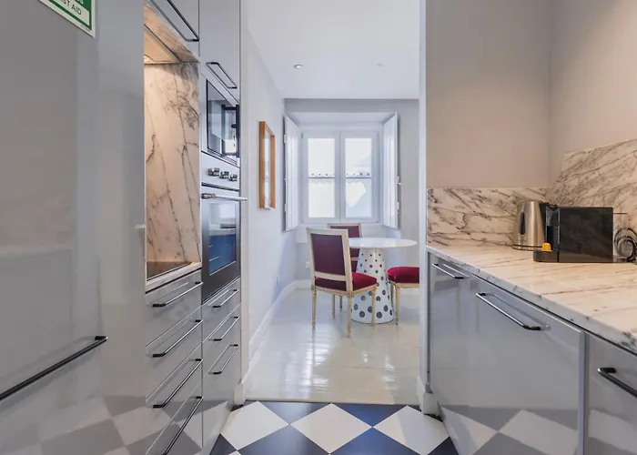 Stylish 1bdr In Bairro Alto By Lovelystay Lisboa