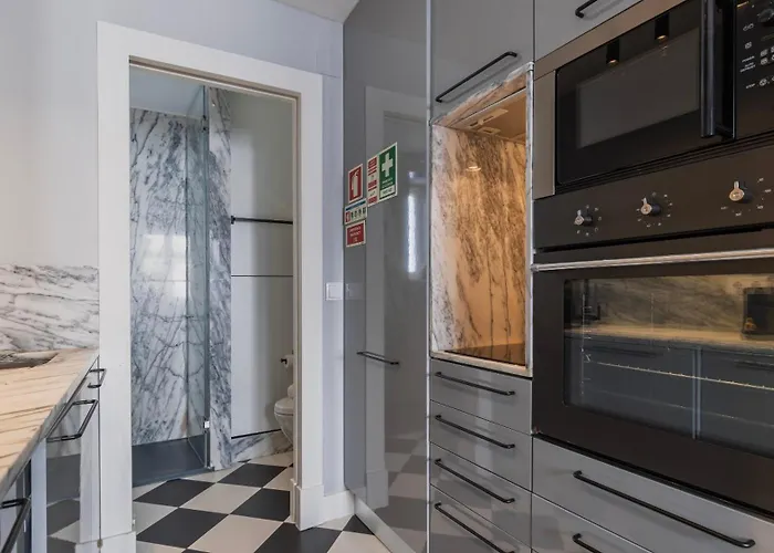 Apartment Stylish 1bdr In Bairro Alto By Lovelystay