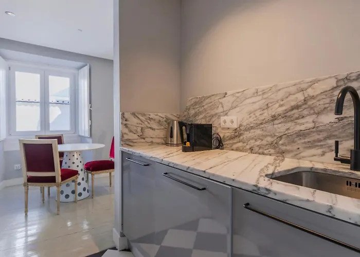 Stylish 1bdr In Bairro Alto By Lovelystay Apartmán *